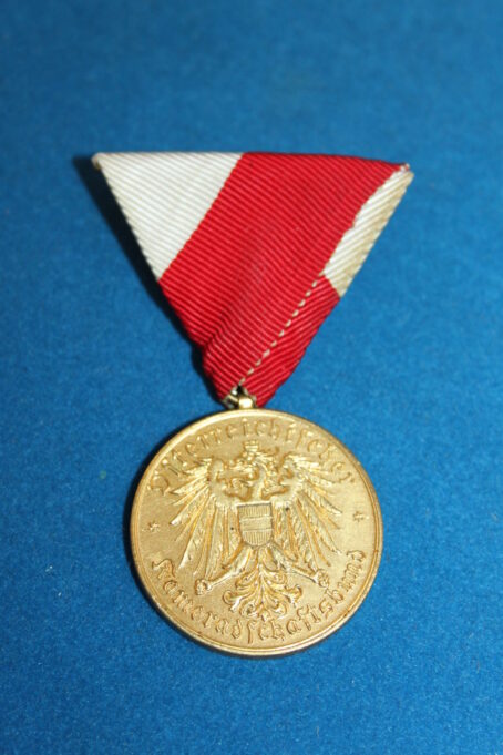 Goldene Verdienstmedaille des Bundes ÖKB