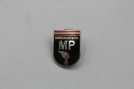 Miniatur Pin MP Militärpolizei