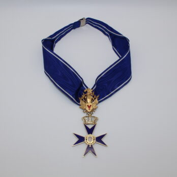 Internationaler Orden, Caballeros del Monasterio de Yuste, Komturkreuz
