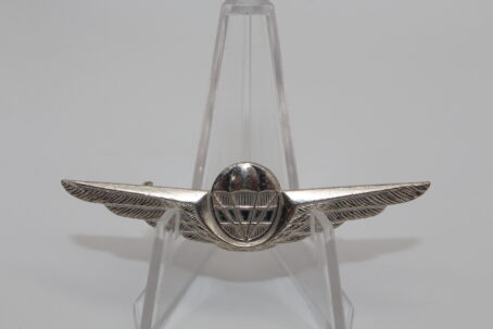 "Militärfallschirmspringerabzeichen" in Silber