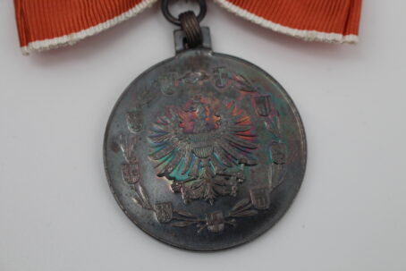 Silberne Verdienstmedaille der Republik Österreich für Damen – Bild 4