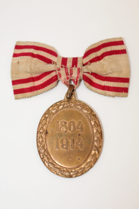Bronze Verdienst Medaille mit KD für Damen, Rot Kreuz – Bild 7