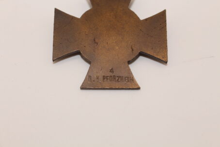 Deutsches Reich, Ehrenkreuz für Kriegsteilnehmer mit Urkunde für eine Schwester mit Kuvert – Bild 5