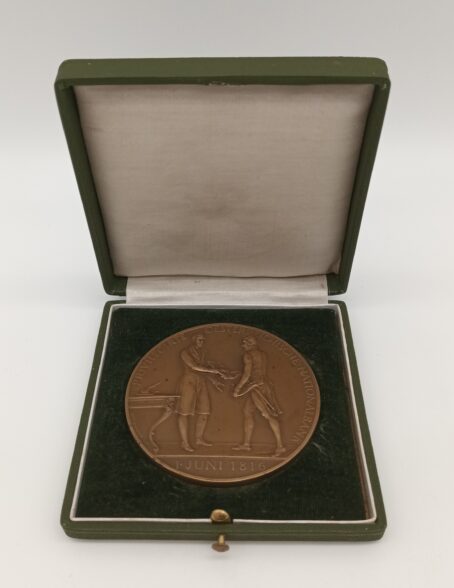 *Medaille* 100 Jahre Österreichische NATIONALBANK, 1816 - 1916, Schwartz, Originalschachtel – Bild 3