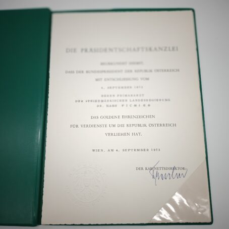 Ordensgruppe eines Primarius Großes Ehrenzeichen Land Steiermark – Bild 12