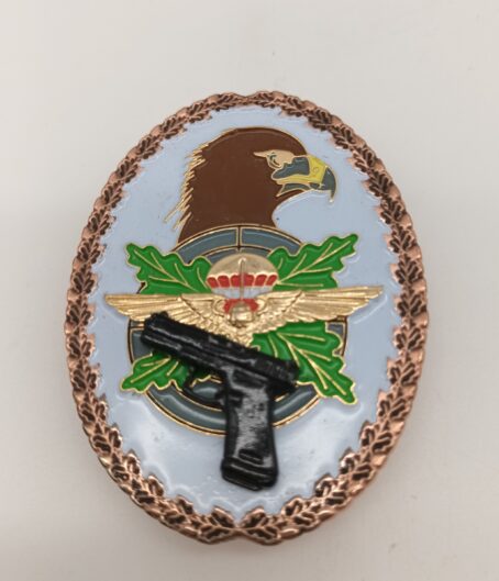 Schießabzeichen des Militär Fallschirmspringer Verbundes für Pistole Bronze