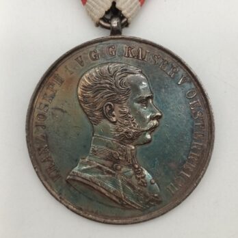 Große Silberne Tapferkeitsmedaille 1. Klasse Kaiser Franz Josef ohne Stempelschneider, Silber Punze „A“ am Rand