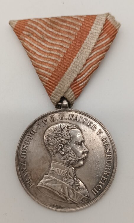 Große Silberne Tapferkeitsmedaille 1. Klasse Kaiser Franz Josef, Silber Punze „A“ am Rand
