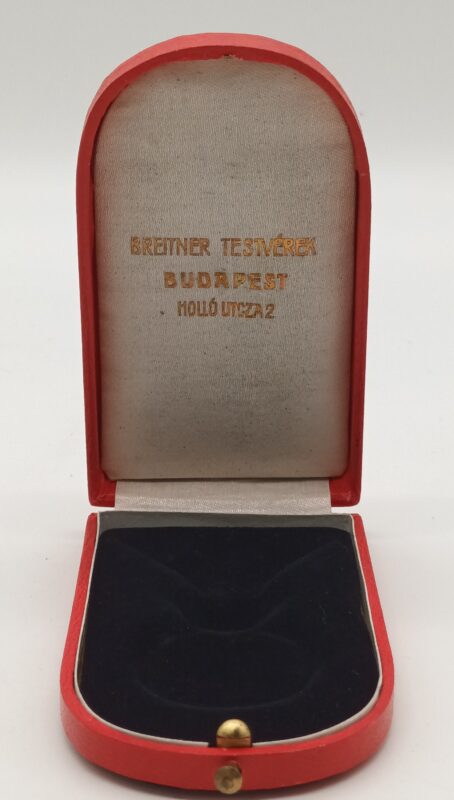 Etui für die Bronzene Militärverdienstmedaille, Hersteller Breitner Testverek Budapest – Bild 2