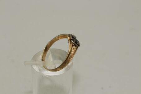 Patriotischer Gold Ring mit Eisernem Kreuz – Bild 2