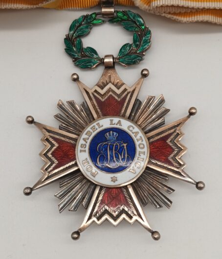 *Orden von Isabel* Kommandeurkreuz 1875 - 1931 – Bild 5