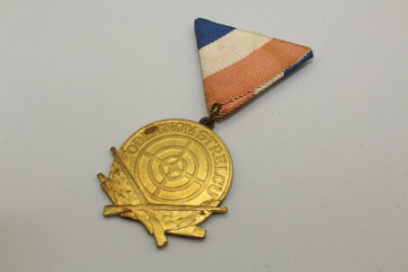 Jugoslawien Medaille Ausgezeichneter Schütze