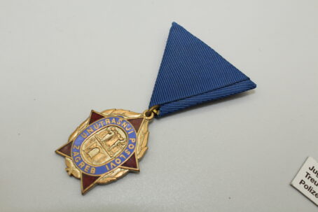 Jugoslawien Medaille für 10 jährigen Dienst bei der Polizei und Sicherheitskräften in Zagreb – Bild 2