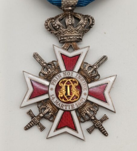 Orden der Krone von Rumänien – Offizierskreuz mit Schwertern (2. Modell, 1932–1947) – Bild 5