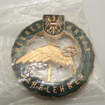 ÖBH Verwendungsabzeichen Heeres Kraft Fahrlehrer Gold, Ausführung 1959, Emaille Stück