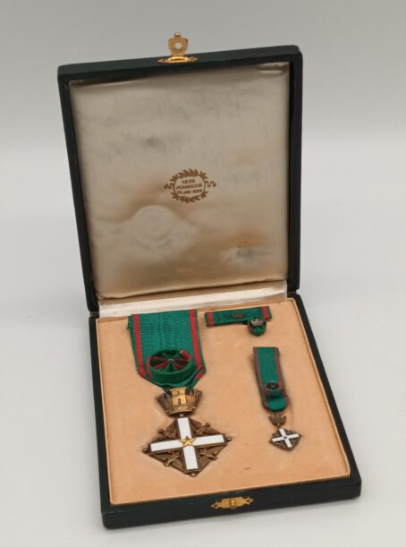 Verdienstorden der Italienischen Republik - Ritterkreuz mit Miniatur (ab 1944)