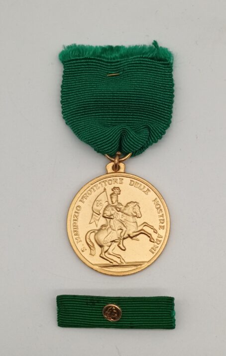 Italienische Militärmedaille "S. Maurizio" für 50 Dienstjahre (1954) – Bild 2