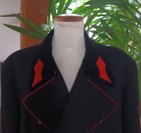 Feuerwehr Deutschlandsberg – Schwerer Wintermantel eines Offiziers – Bild 3