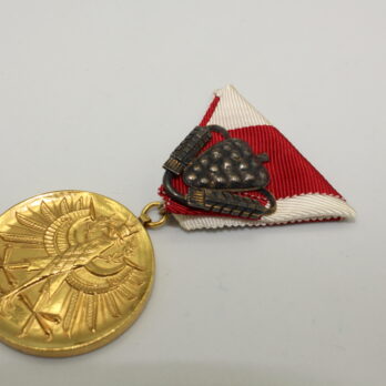 Verdienstmedaille des Landes Tirol mit Miniatur