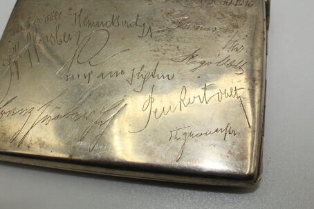 Silbernes Zigarettenetui R.F.K.R. 50 Reserve Feldkanonen Regiment 50 Unterschriften – Bild 9