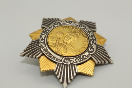 Bogdan Khmelnitsky Orden 1. Klasse Soviet Order, 20g Gold!!! – Bild 6