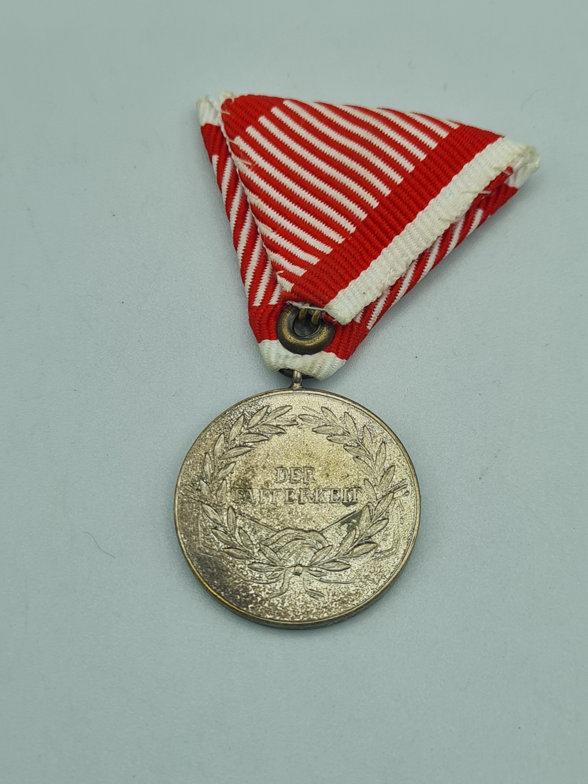 Tapferkeitsmedaille 2. Klasse Silber (Zink-versilbert) Kaiser Franz Josef – Bild 3